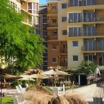 Joya Park מלון גולדן סנדס