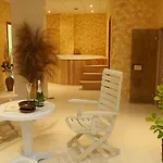 Joya Park Hotell