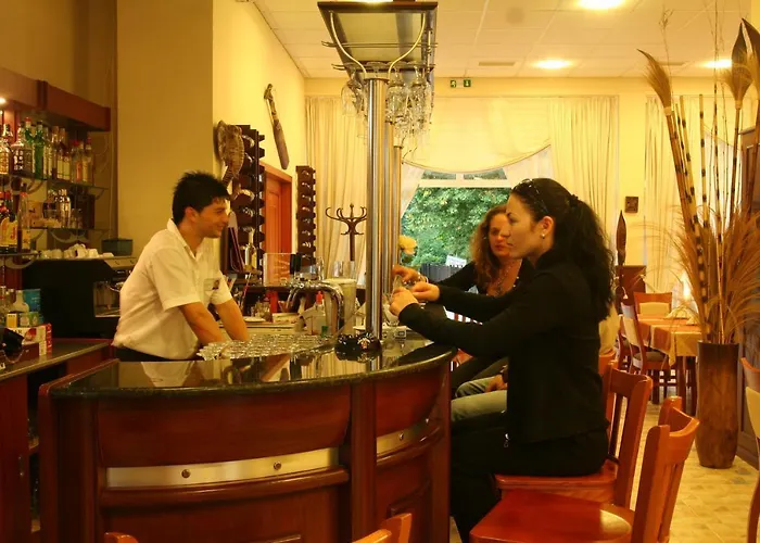 Joya Park Отель