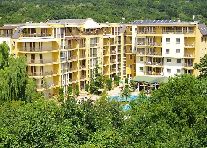 Отель Joya Park