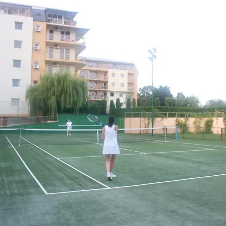 Отель Joya Park 4*