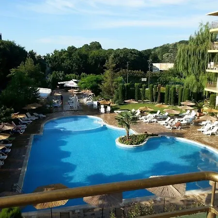Joya Park ホテル 4*