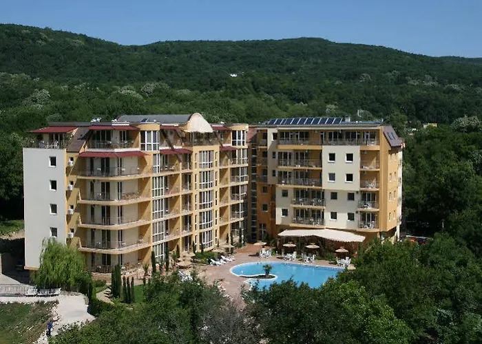 Хотел Joya Park