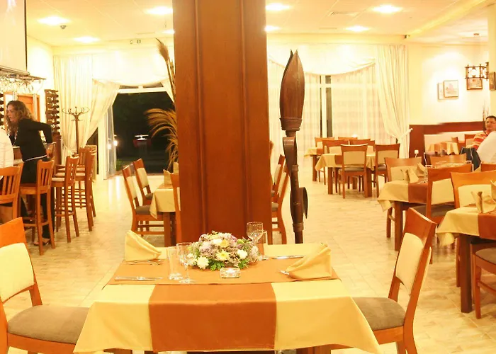 Хотел Joya Park