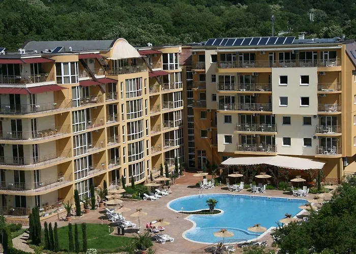 Joya Park Златни пясъци